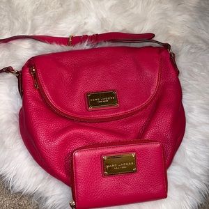 MARC JACOBS RED/PINK CROSSBODY!